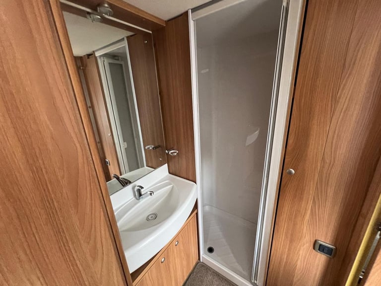 2011 Swift Conqueror 530 4 Berth Touring Caravan