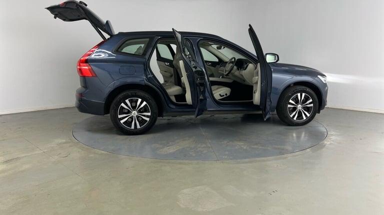 2023 Volvo XC60 Core, B5 AWD Mild hybrid, Petrol Estate Petrol Automatic