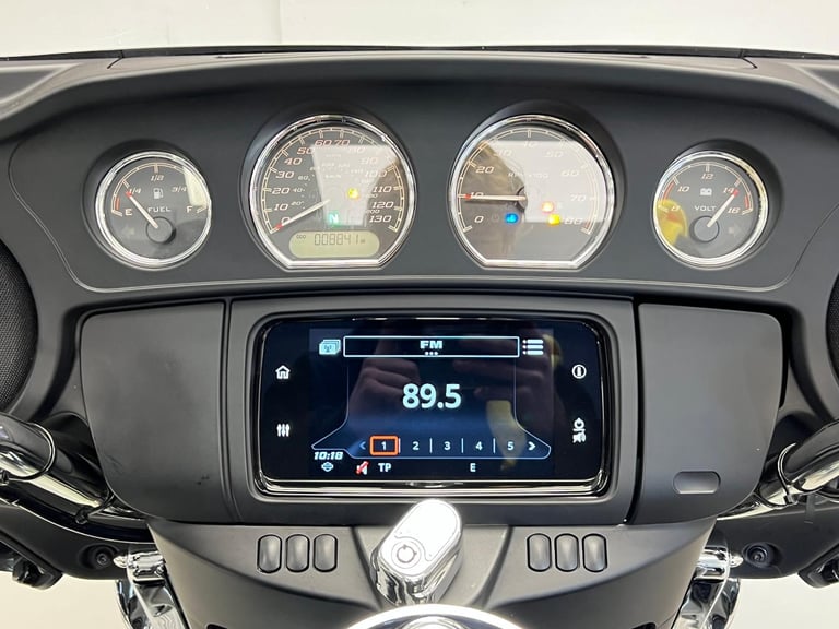 2022 Harley Davidson Tri Glide 114 Trike 8000 Miles