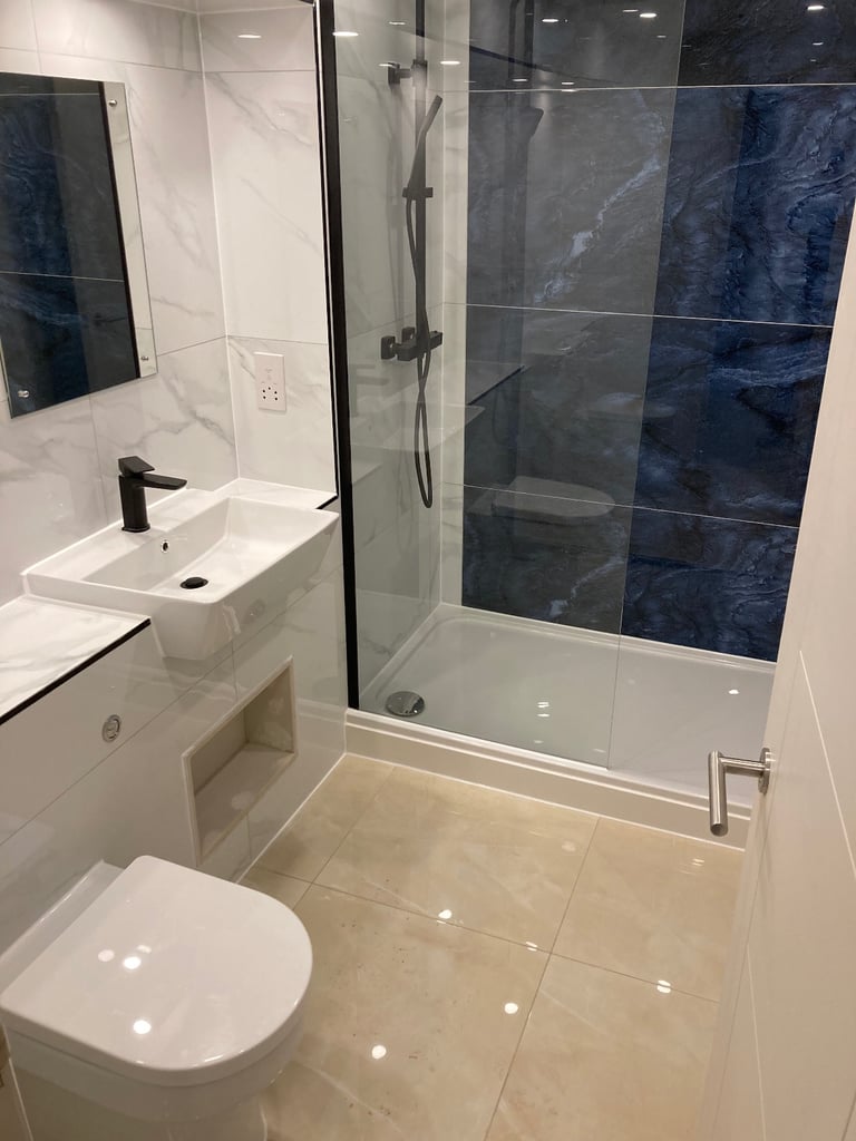 Stunning New Development of 2 properties. 8 flats in Total. 5 mins walk to Croydon Train Station 