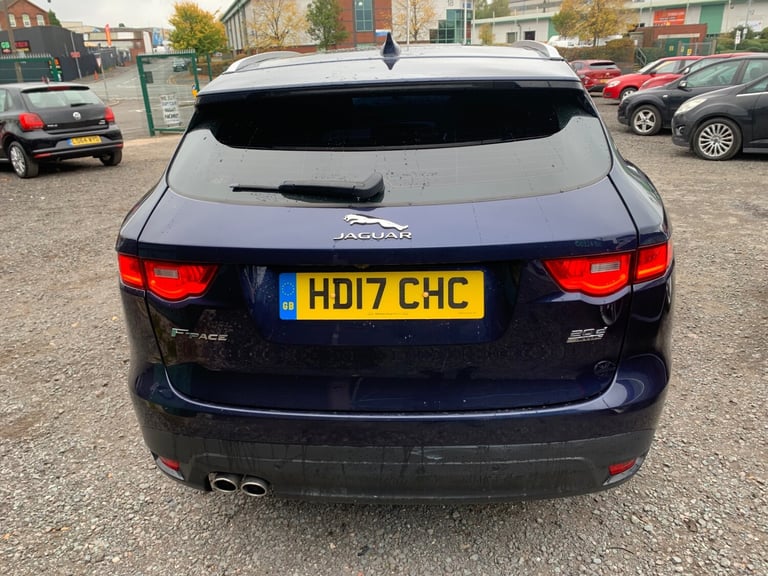 2017 Jaguar F-Pace 2.0d Portfolio 5dr Auto AWD ESTATE Diesel Automatic