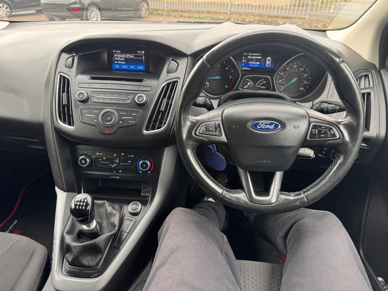Ford, FOCUS, Hatchback, 2015, Manual, 1560 (cc), 5 doors