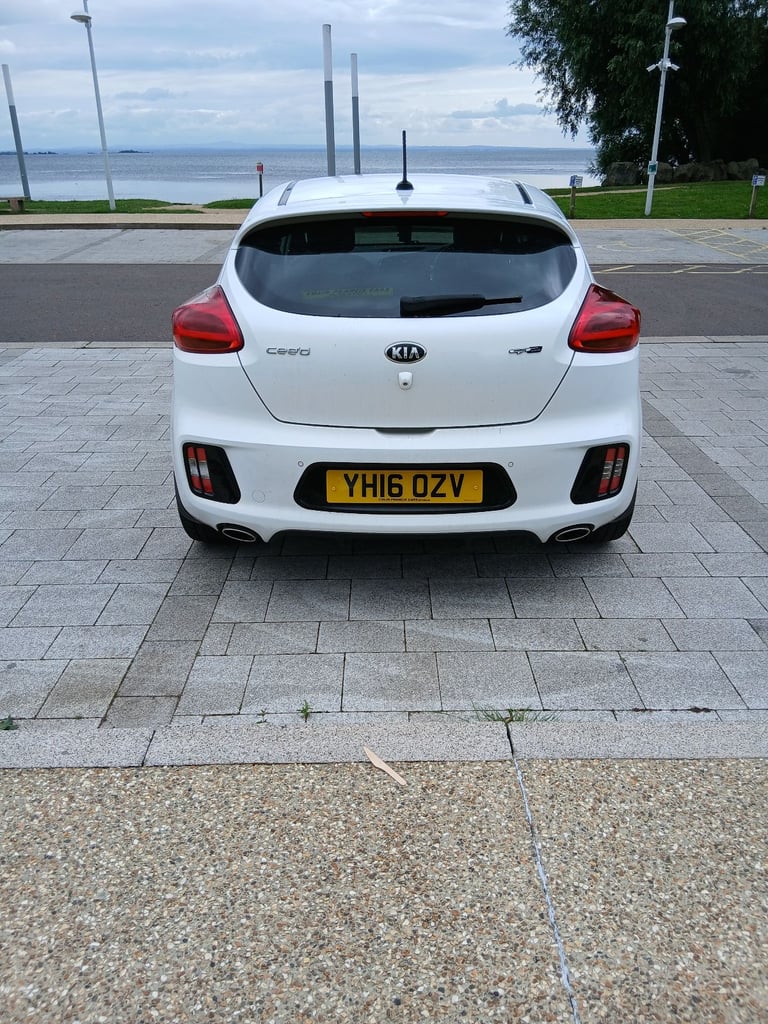 Kia, PRO CEED, Hatchback, 2016, Manual, 1582 (cc), 3 doors