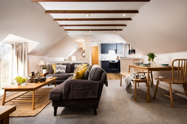 Furnished Cottages in Melrose available to rent, heating & electric included, free wifi