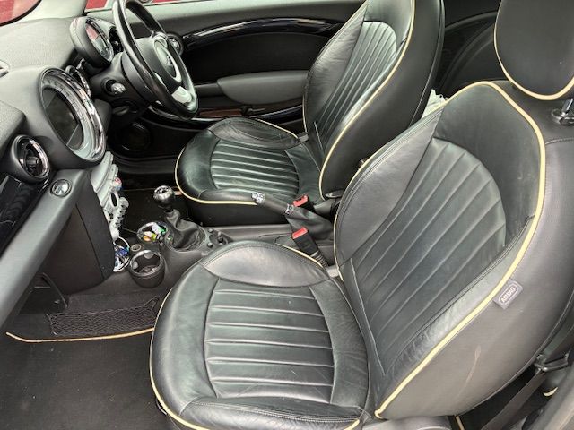 Mini Cooper S - 2009 (R56) - Image 4
