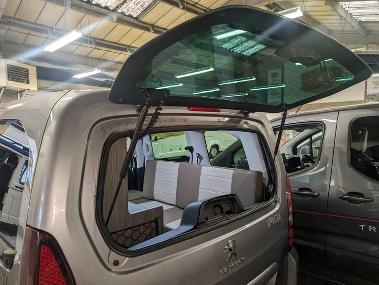 PEUGEOT PARTNER TEPEE MICRO CAMPER 1.6 HDI BLUE **BRAND NEW CONVERSION**