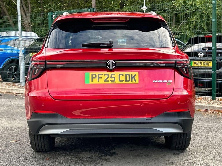 2025 MG MG S5 64kWh Trophy Long Range SUV 5dr Electric Auto (231 ps) SUV ELECTRIC Automatic
