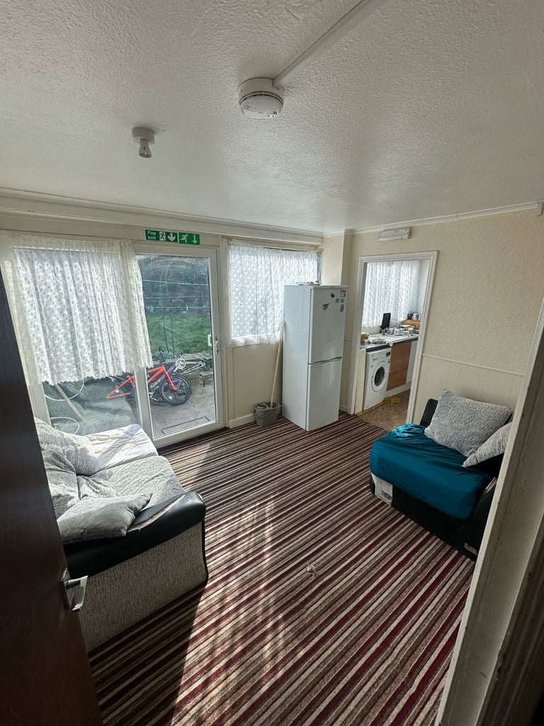 All set up for you: 🛋️ Birmingham furnished rooms, £10/week service charge. ✨