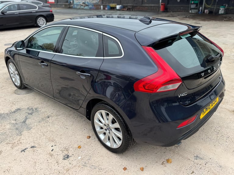 2016 Volvo V40 2.0 D3 SE Lux Nav Euro 6 (s/s) 5dr HATCHBACK Diesel Manual