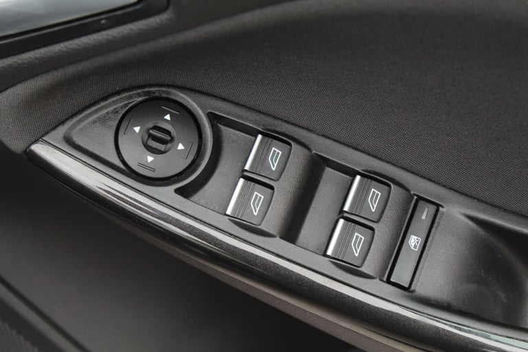 2016 Ford Focus 1.6 Focus Titanium Auto 5dr Hatchback Petrol Automatic