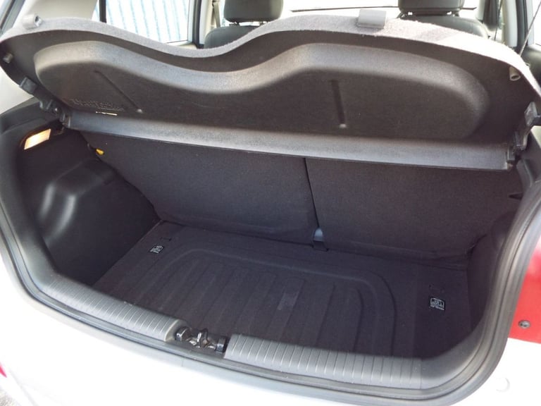 2014 Hyundai i10 1.0 Premium Hatchback 5dr Petrol Manual Euro 5 (66 ps) Hatchback Petrol Manual