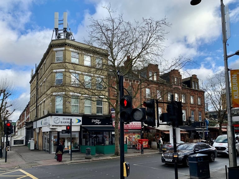 Kilburn Studio flat to let