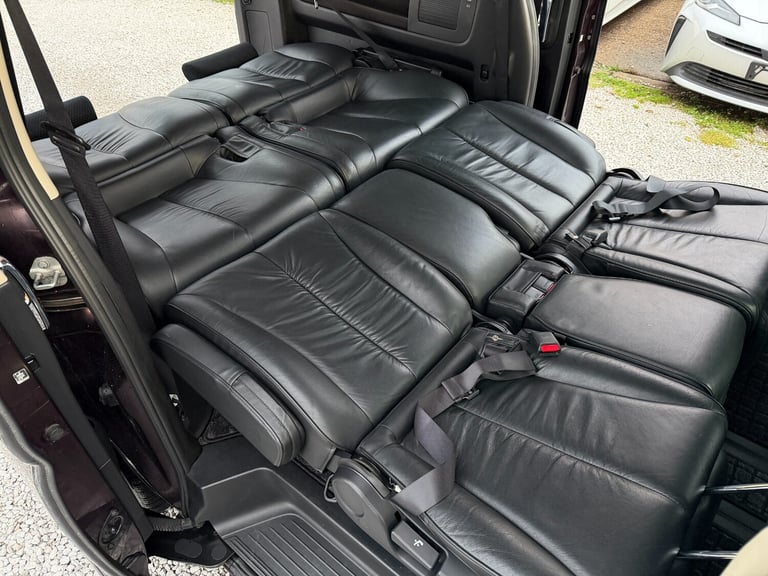 2008 Nissan Elgrand E51 HIGHWAY STAR 360 Camera 3.5 Petrol 8 Seater Full Leather Apple CarPlay  M...