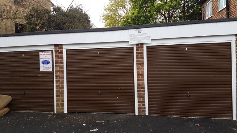 Garage/Parking/Storage to rent: Warrington Court, Warrington Road, Croydon CR0 4BH