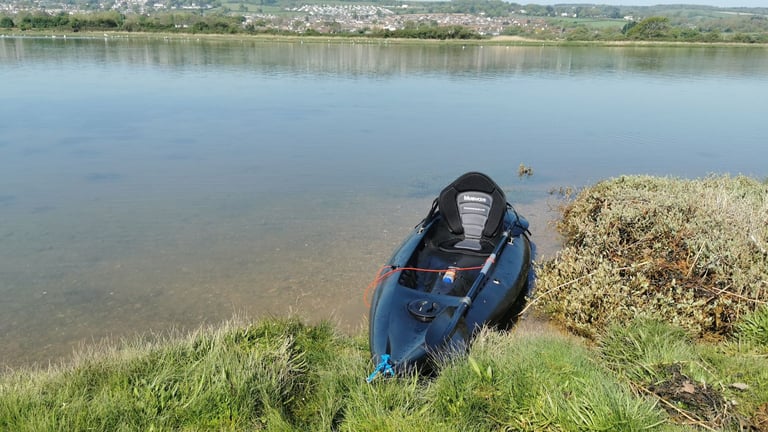 Sit on top kayak (Blue wave) 