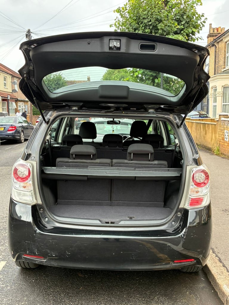 Toyota, VERSO, MPV, 2011, Manual, 1598 (cc), 5 doors