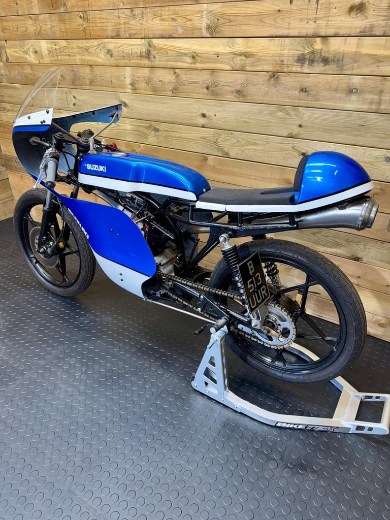 Suzuki ZR50 race replica / 1984 model / tax and mot exempt 