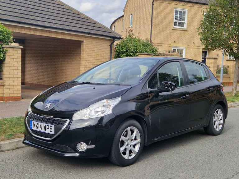 Peugeot, 208, Hatchback, 2014, Manual, 1199 (cc), 5 doors