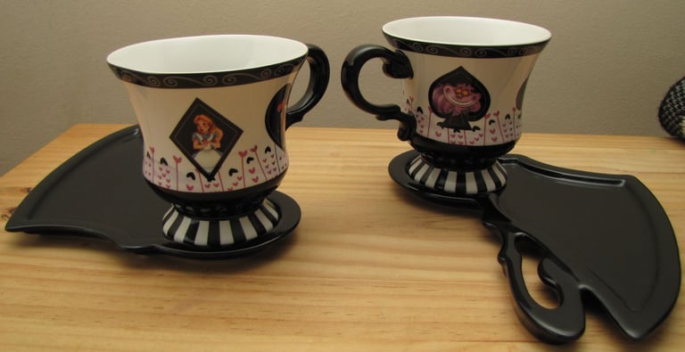 image for Alice In Wonderland 2 tea cups with saucer from Disneyland Paris - displayed only, unused