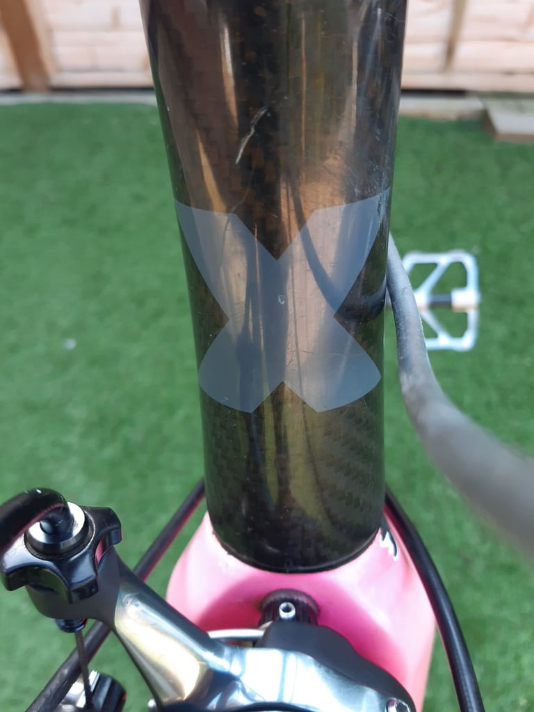 .Ladies Planet X Carbon Fibre Hybrid Road Bike.