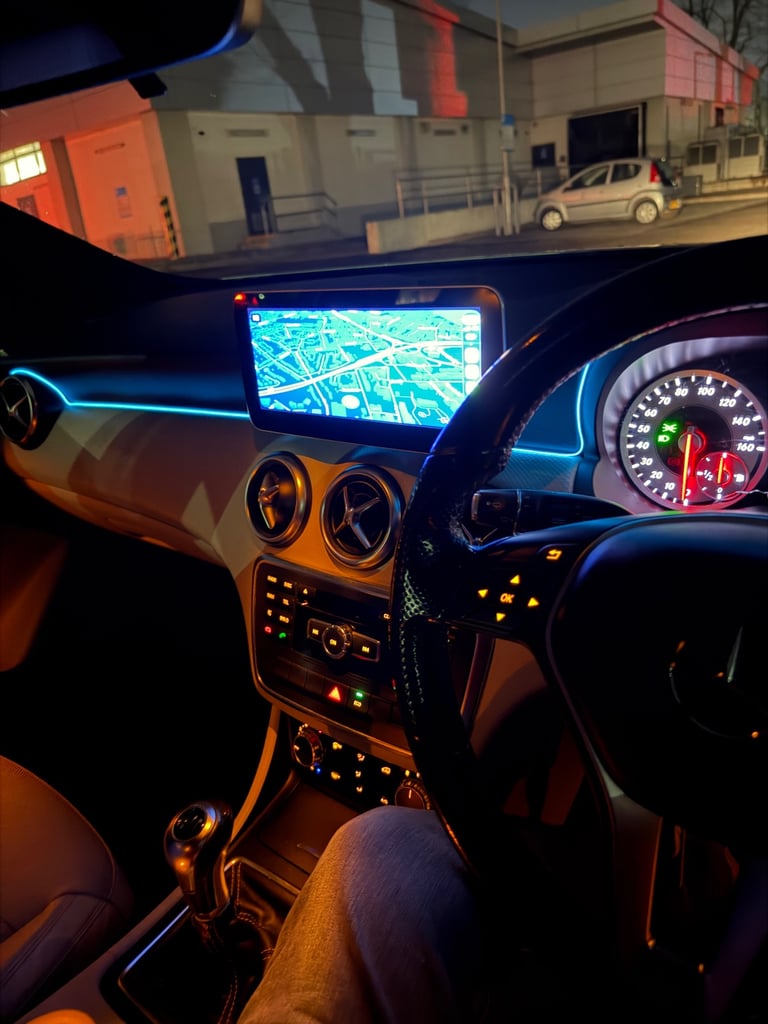 Mercedes-Benz, A CLASS, Hatchback, 2014, Manual, 1461 (cc), 5 doors