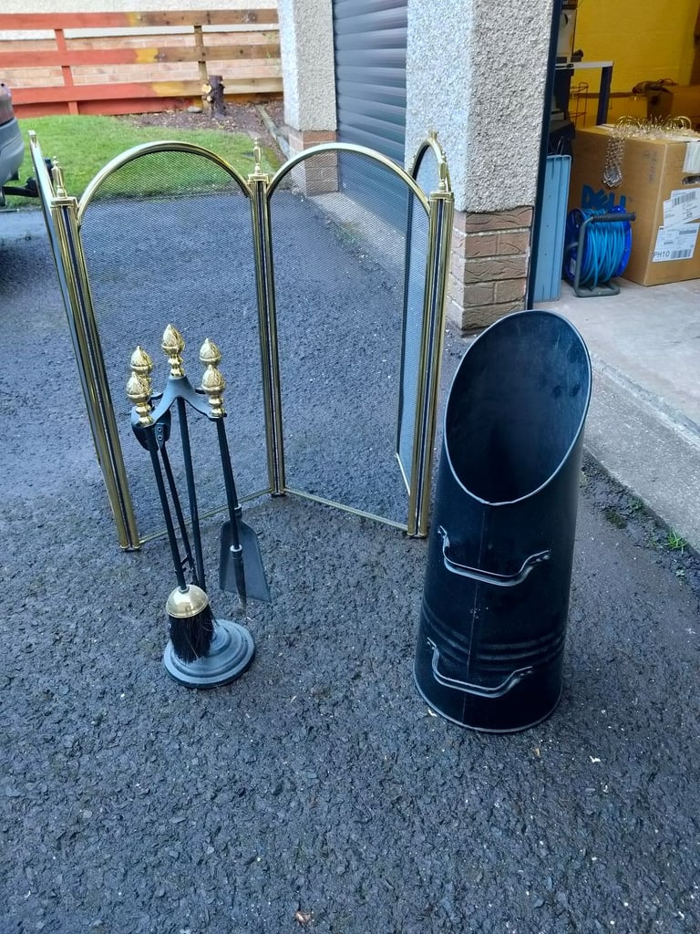 image for Fire guard, coal scuttle and companies set