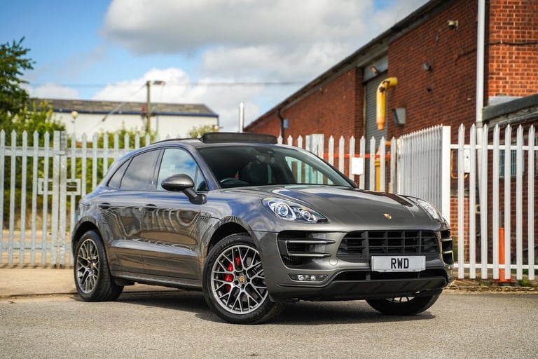 image for 2015 Porsche Macan 3.6T V6 Turbo SUV 5dr Petrol PDK 4WD Euro 6 (s/s) (400 ps) ESTATE Petrol Autom...