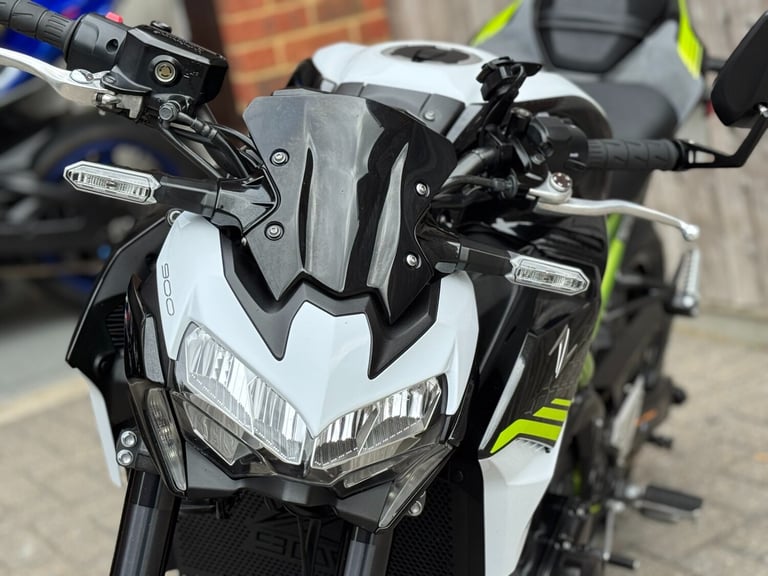 KAWASAKI Z900 ABS 2020 (20) NAKED + IMMACULATE EXAMPLE