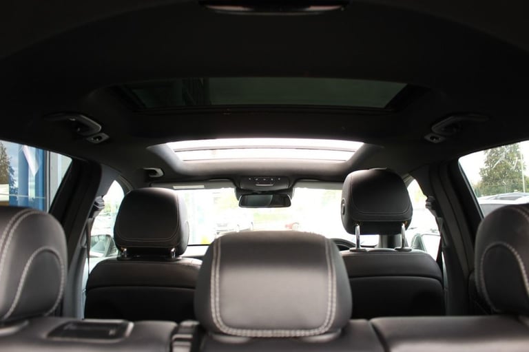 2017 67 MERCEDES-BENZ GLC 2.1 GLC250D AMG LINE (PREMIUM) SUV 5DR DIESEL G-TRONIC