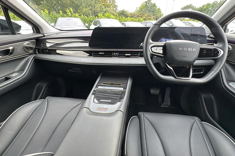  Omoda Omoda E5 61.05kwh Comfort Suv 5dr Electric Auto 204 Ps Electric