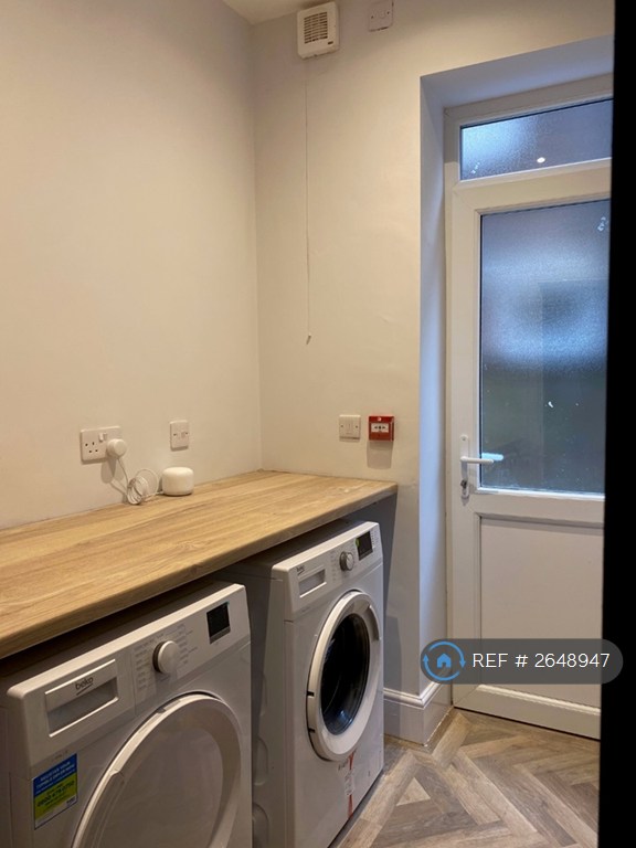 9 bedroom house in Brompton Avenue, Sefton Park, Liverpool, L17 (9 bed) (#2648947)