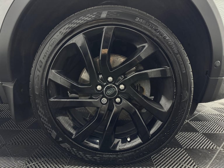 2017 Land Rover Discovery Sport 2.0 TD4 HSE Dynamic Lux Auto 4WD Euro 6 (s/s) 5dr ESTATE Diesel A...