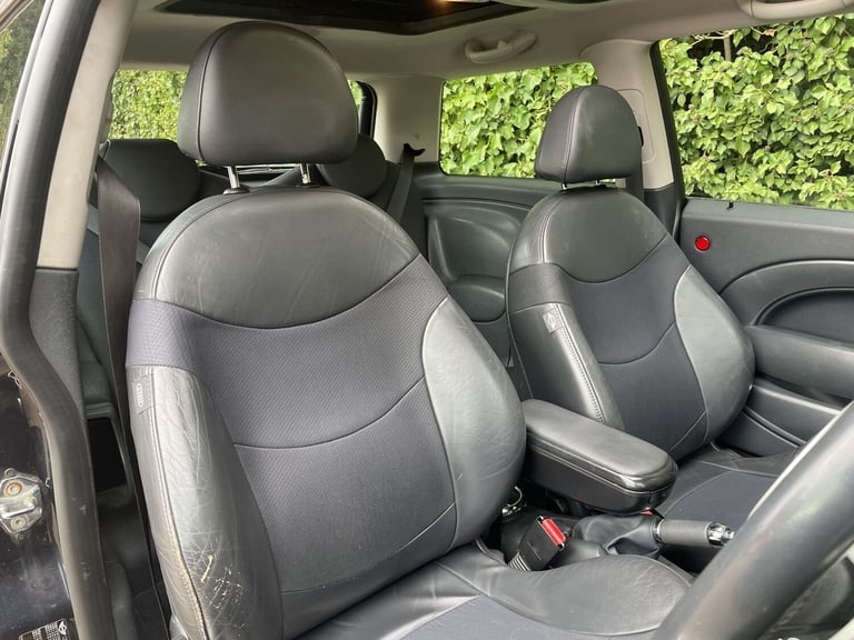 2006 MINI Hatch 1.6 Cooper 3dr Auto HATCHBACK Petrol Automatic