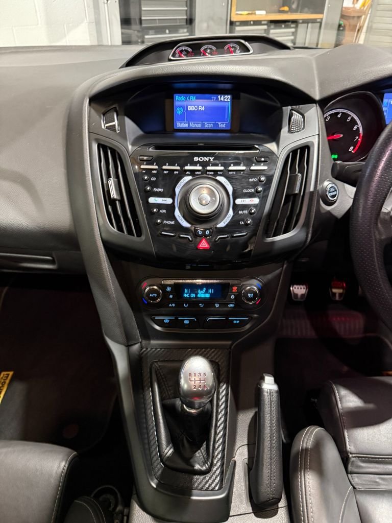 2013 Ford Focus 2.0T EcoBoost ST-3 Hatchback 5dr Petrol Manual Euro 5 s/s 250 ps Top Spec  Hatchb...