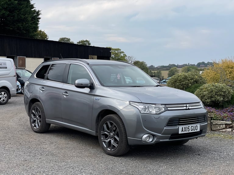 image for 2015 Mitsubishi Outlander 2.0 PHEV GX4h 5dr Auto ESTATE Petrol Parallel Phev Automatic