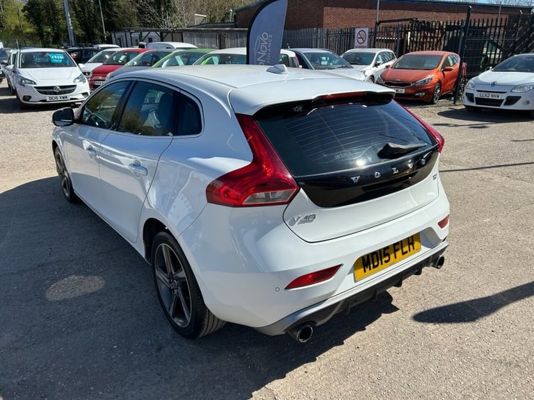 2015 Volvo V40 1.6 T2 R-Design Hatchback 5dr Petrol Manual Euro 5 (s/s) (120 ps) Hatchback Petrol...