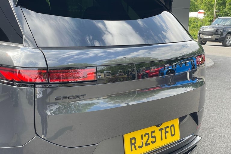 2025 Land Rover Range Rover Sport 3.0 D250 MHEV Edition SUV 5dr Diesel Auto 4WD Euro 6 (s/s) (250...