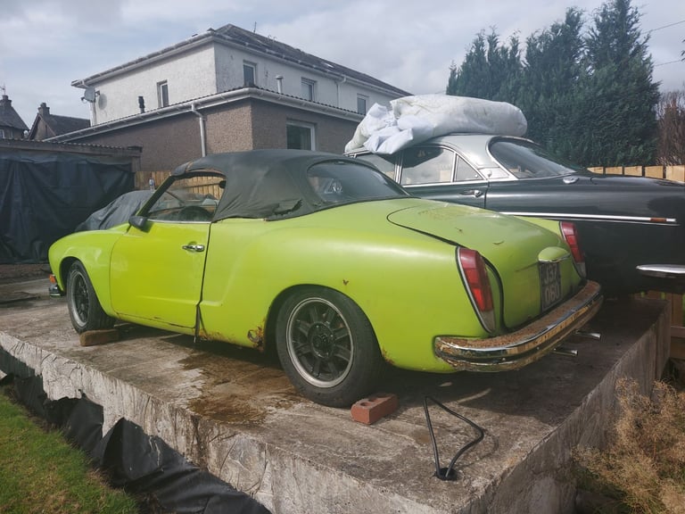 VW Karmann Ghia 