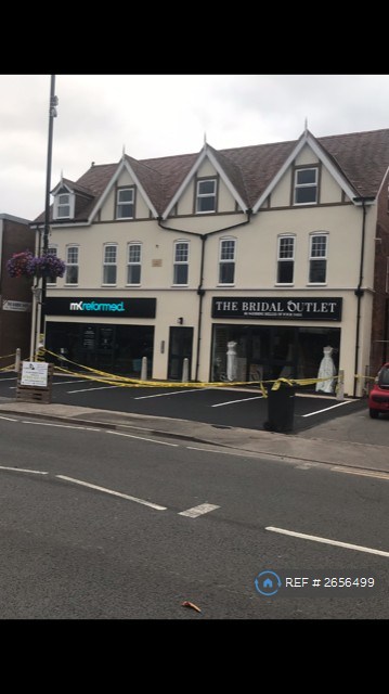 1 bedroom flat in Lichfield Road, Sutton Coldfield, B74 (1 bed) (#2656499)