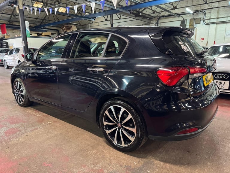 2017 Fiat Tipo 1.4 MPI Lounge Euro 6 5dr HATCHBACK Petrol Manual