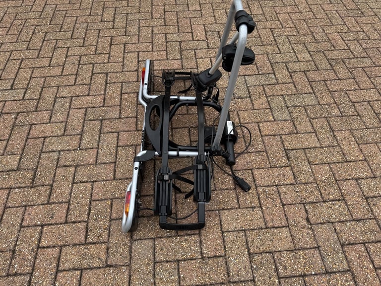 Thule EuroRide 941 2 Towbar Bike Carrier tilting rack tow bar cycle car Rear