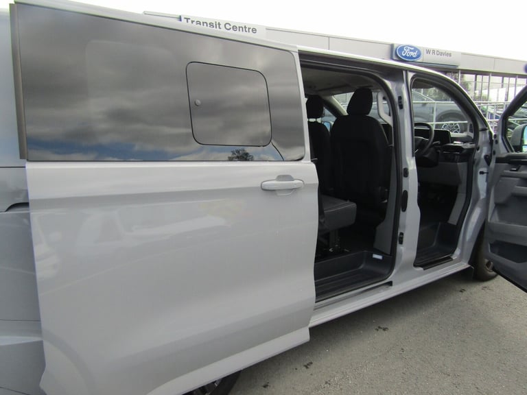 2025 Ford Transit Custom 2.0D EcoBlue 170ps H1 Double Cab Van Limited Auto Crew Bus Diesel Automatic
