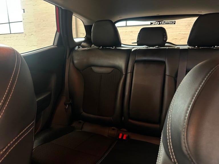 2017 Renault Kadjar 1.2 TCe Dynamique S Nav SUV 5dr Petrol EDC Euro 6 (s/s) (130 ps) SUV Petrol A...