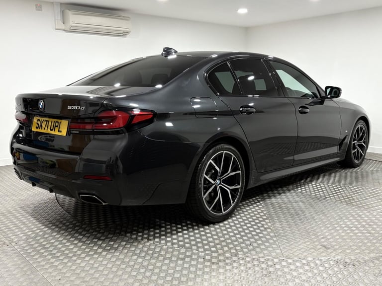 2021 BMW 5 Series 3.0 530d MHT M Sport Steptronic xDrive Euro 6 (s/s) 4dr SALOON Diesel/Electric ...