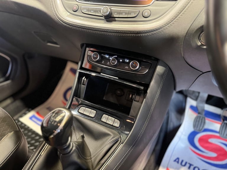 2018 Vauxhall Grandland X 1.5 Turbo D BlueInjection Sport Nav Euro 6 (s/s) 5dr HATCHBACK Diesel M...