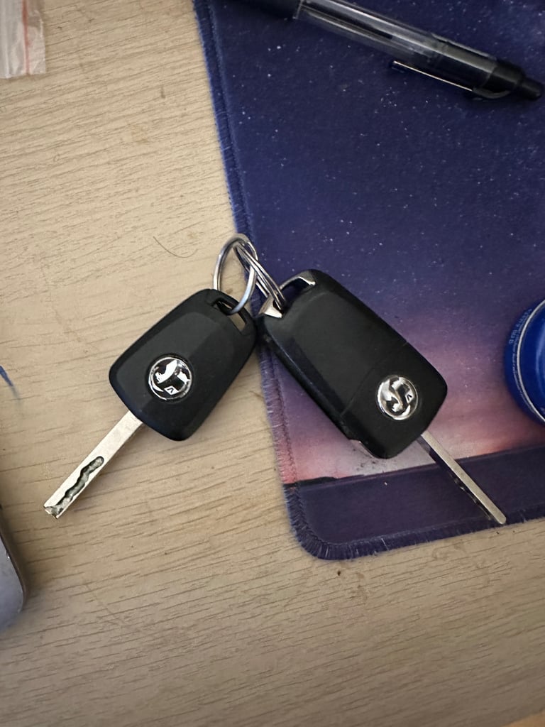 Vauxhall, CORSA, Hatchback, 2012, Manual, 1229 (cc), 3 doors LIMITED Edition 