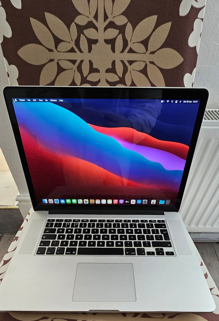Apple Macbook Pro 13-inch Retina Display 2015