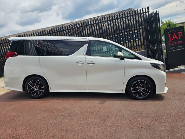 2016 Toyota Alphard 2.5  Petrol Automatic