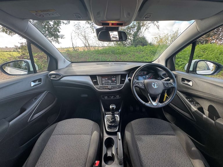 2019 Vauxhall Crossland X 1.2T ecoTec [110] SE 5dr [6 Speed] [S/S] HATCHBACK PETROL Manual