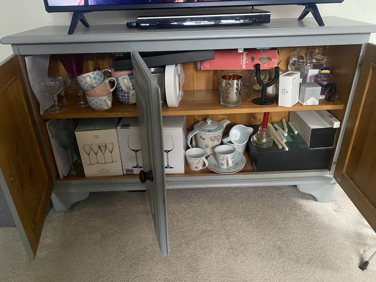 TV unit cupboard Victorian 
